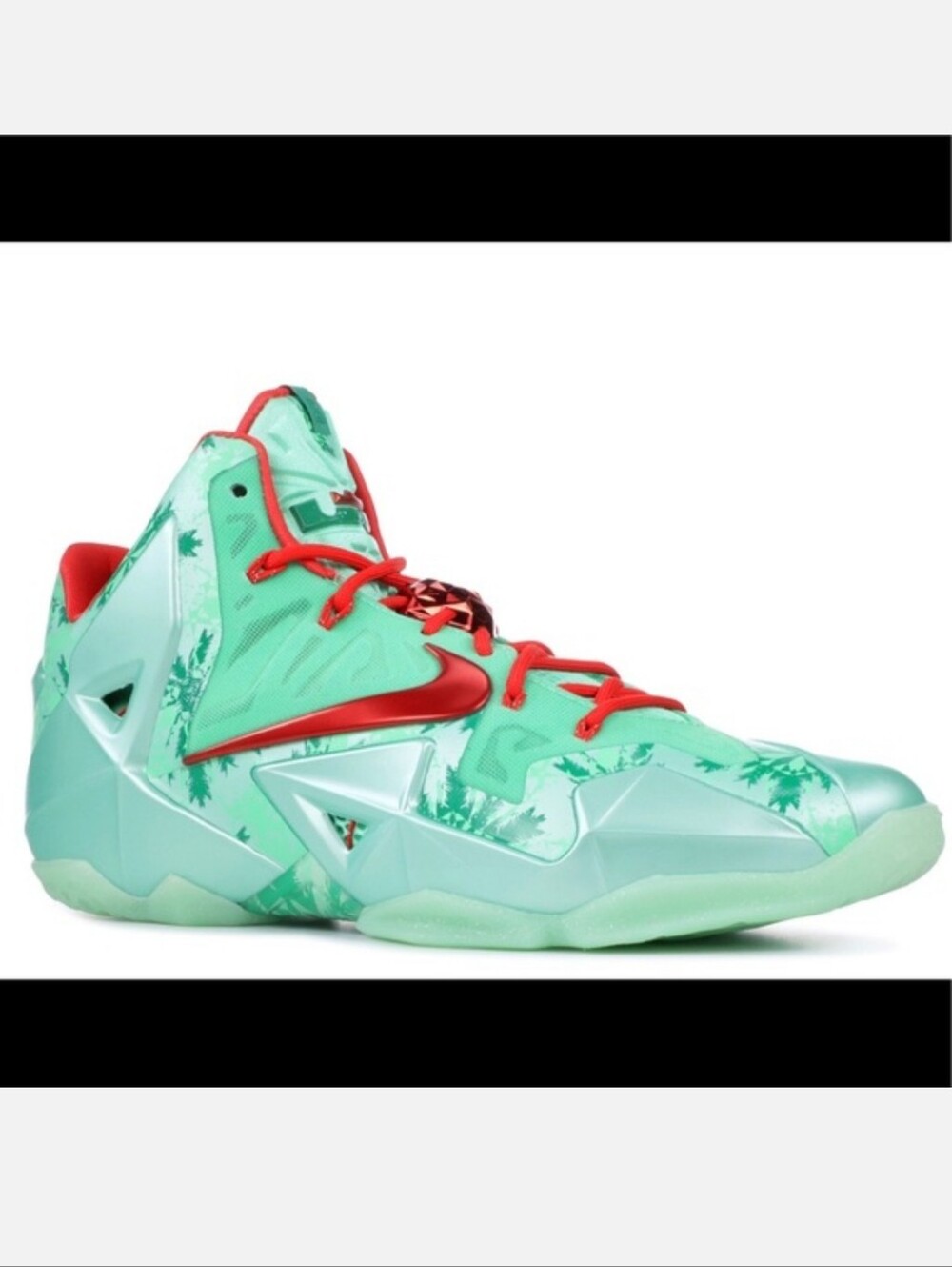 2013 Nike LeBron 11 'Christmas' Size 12